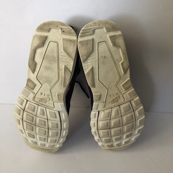 Nike 844890 Womens Air Max Motion Print Runners - Picture 4 of 5